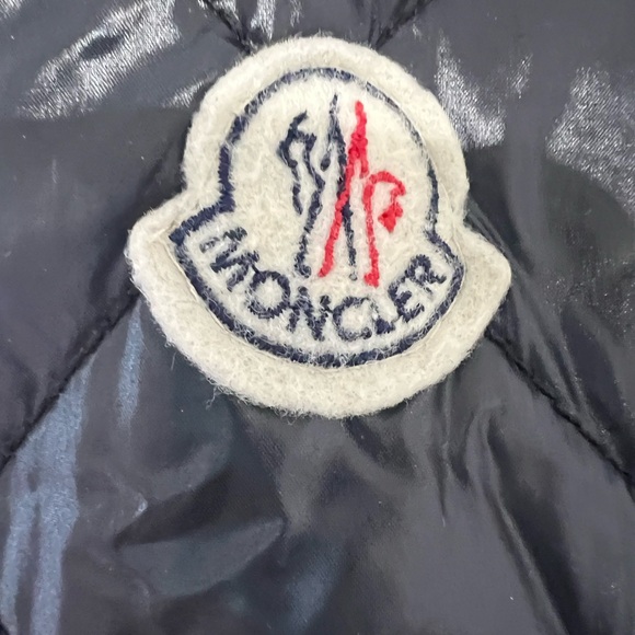 MONCLER WOMEN"S PUFFER JACKET - Picture 3 of 14